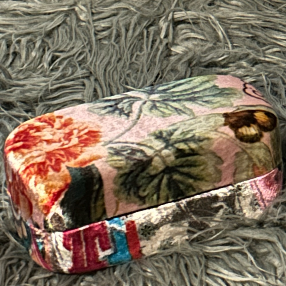 JOHNNY WAS Boho Floral Soft Velvet Sunglasses Case Whimsical AvantGarde HTF Rare - Picture 7 of 15